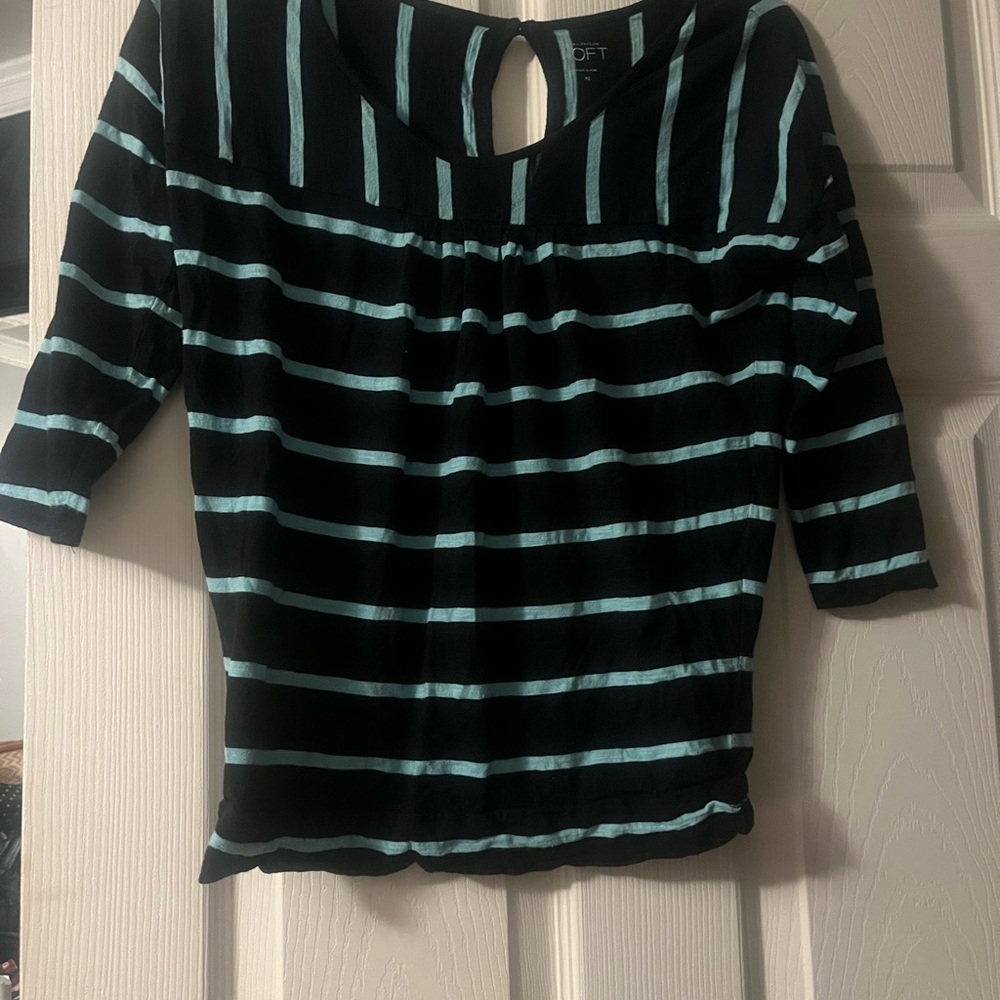 LOFT Navy and Aqua Fitted Ribbed Blouse